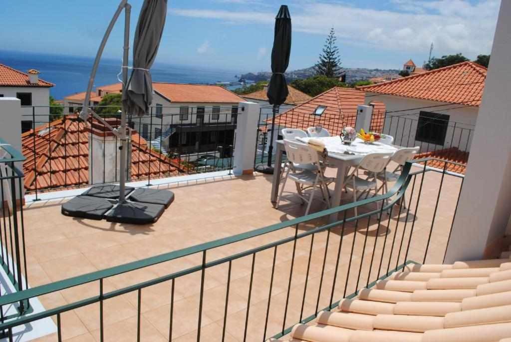 Hotel Vila Rosa - Renovated House Overlooking The Sea Funchal  Zewnętrze zdjęcie
